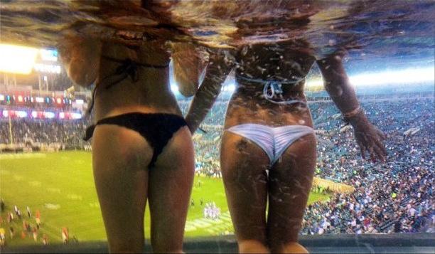 jags-pool-booty-12.thumb.jpg.d51080be18c