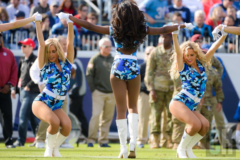 titans-cheerleaders-8.jpg