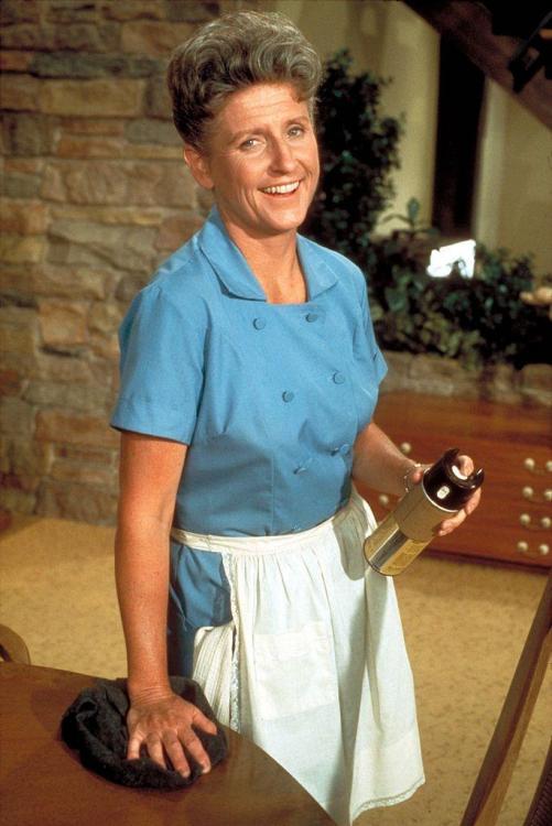 the-brady-bunch-alice-nelson-ann-b-davis-1569278694.jpg